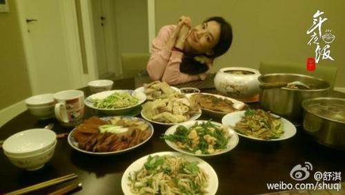 圖為舒淇曬出的過(guò)年照,。