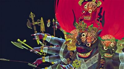 陸揚的參展作品《忿怒金剛核》來自于佛像藝術等,同時活用了新媒介等,,以想象力和藝術創(chuàng)作語言,,跨越文化界別。
