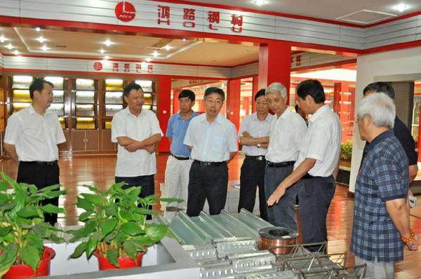 湖北省政協(xié)開展“大別山革命老區(qū)振興發(fā)展”調(diào)研1,。