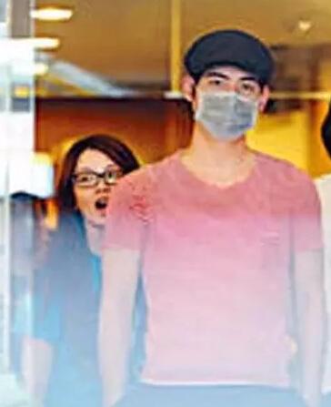 ▲2012年,，兩人曾被拍到同進同出