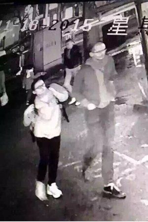 　小區(qū)監(jiān)控記錄下的兩名嫌疑人,。