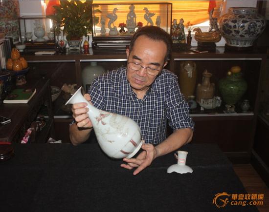 元釉里紅是元代漢族傳統(tǒng)瓷器燒造中,，最具有代表性的一個品種,。根據(jù)資深古陶瓷鑒藏家何滿光介紹,，元釉里紅是陶瓷裝飾歷史上重要發(fā)明之一,。