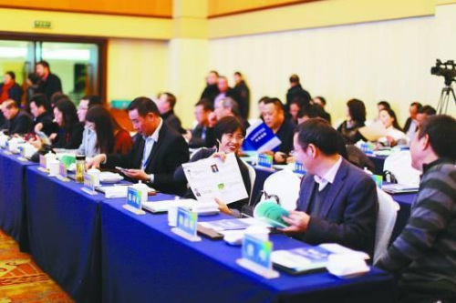 專(zhuān)家談村干部賄選：沒(méi)選上也可能貪選舉容易罷免難