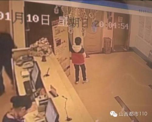 男子欲分期付款包養(yǎng)情人 遭女方暴打拍裸照(圖)