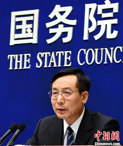 2月29日下午，國務(wù)院新聞辦在北京舉行新聞發(fā)布會,，國家食品藥品監(jiān)督管理總局局長畢井泉介紹食品藥品安全工作情況,，并答記者問。<a target='_blank' href='http://www.chinanews.com/'>中新社</a>記者 張勤 攝