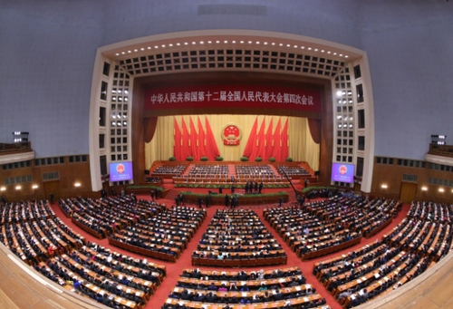 新華社照片,，北京,，2016年3月16日 
    十二屆全國人大四次會(huì)議在北京閉幕 
    3月16日，第十二屆全國人民代表大會(huì)第四次會(huì)議在北京人民大會(huì)堂舉行閉幕會(huì),。
    新華社記者劉衛(wèi)兵攝