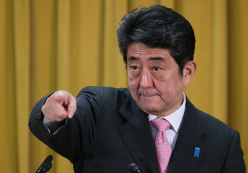 日本首相安倍晉三,。