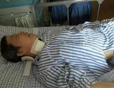 53歲大伯仰頭喝可樂(lè)突然四肢癱瘓