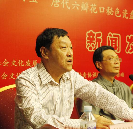 中華社會(huì)文化發(fā)展基金會(huì)文物公益拍賣項(xiàng)目協(xié)調(diào)領(lǐng)導(dǎo)小組副組長及舍得拍賣有限公司董事長柴方先生