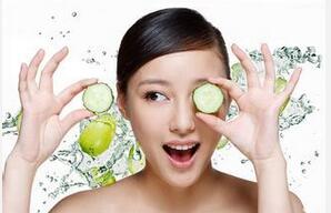 想要皮膚永遠(yuǎn)20歲,？ 學(xué)學(xué)一生的護(hù)膚秘笈