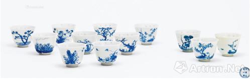 清康熙 青花十二花神杯 （一套） 估價：RMB10,，000,，000-12，000,，000 北京匡時