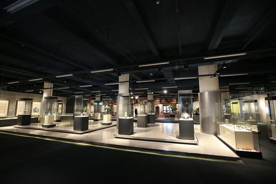 上海自貿區(qū)國際藝術品交易中心森蘭國際展示交易廳2