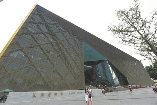 成都博物館外觀極具視覺(jué)沖擊,。