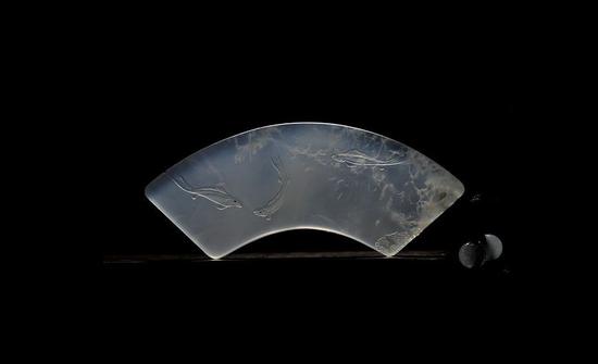 局部有蘿卜絲紋,，局部無(wú)蘿卜絲紋的坑頭石