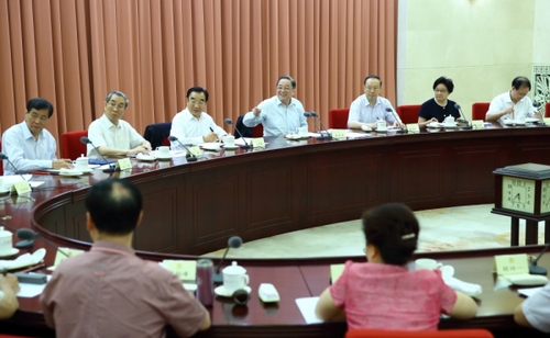 9月8日,，全國政協(xié)在北京召開第55次雙周協(xié)商座談會(huì),，圍繞“自然保護(hù)區(qū)建設(shè)與管理”建言獻(xiàn)策,。全國政協(xié)主席俞正聲主持會(huì)議并講話,。