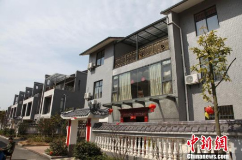 農(nóng)民進(jìn)城窘境：表面上看似不愿實則是“不敢”