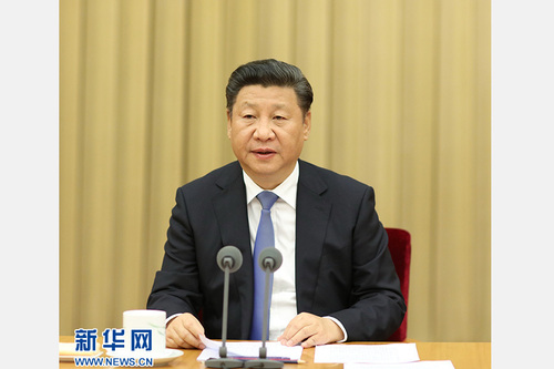 9月29日,，中共中央在北京舉行學(xué)習(xí)《胡錦濤文選》報(bào)告會(huì)。中共中央總書記,、國(guó)家主席,、中央軍委主席習(xí)近平在會(huì)上發(fā)表重要講話。 新華社記者蘭紅光 攝
