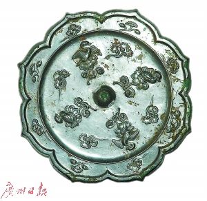 唐代鴻雁鴛鴦鏡