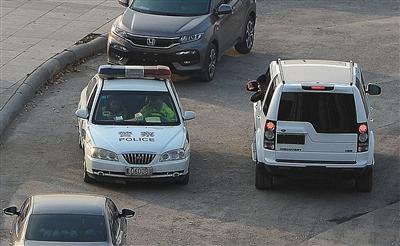 黑龍江依蘭交警被指設(shè)崗收錢(qián)放行超載車(chē) 官方否認(rèn)