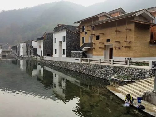 王澍設(shè)計(jì)的富陽文村項(xiàng)目,。圖片來自網(wǎng)絡(luò)