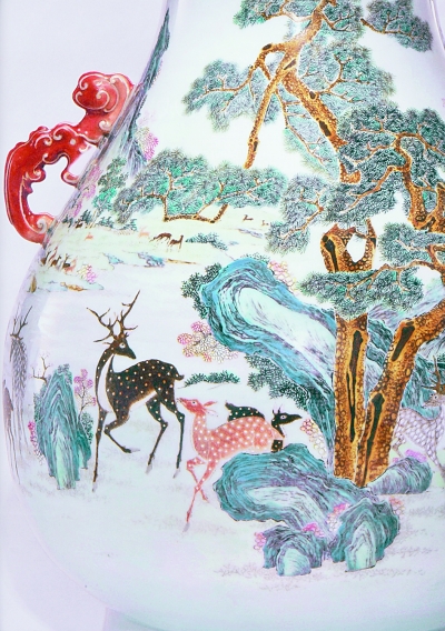 “大清乾隆年制”六字三行篆書款 乾隆本朝 高44.5cm