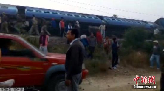 據(jù)外媒報(bào)道,，這列原定從巴特那開往印多爾的特快列車,，有14節(jié)車廂被波及。
