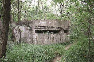 西山保衛(wèi)戰(zhàn)遺址現(xiàn)存的工事之一。丁進(jìn)供圖