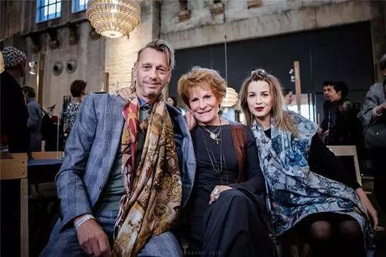 #Victoria Koblenko,， Carlo Wijnands 和 Marianne Moerman#