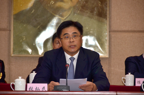 閉幕式上,，廈門市委常委、市委統(tǒng)戰(zhàn)部部長張燦民講話,。7