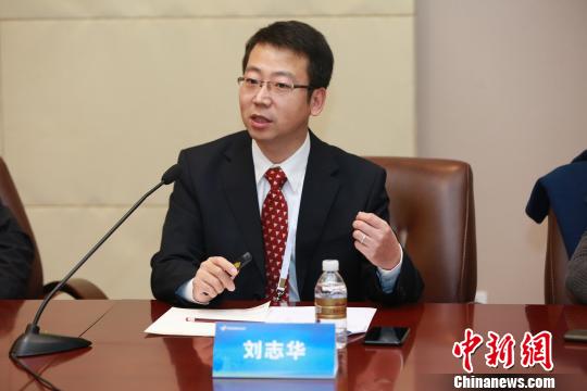 南方醫(yī)科大學(xué)南方醫(yī)院副教授,、廣東省醫(yī)學(xué)會(huì)感染病學(xué)分會(huì)委員劉志華當(dāng)日接受采訪時(shí)表示，母嬰傳播是中國(guó)消除乙肝的巨大挑戰(zhàn),?！≤窡睢z