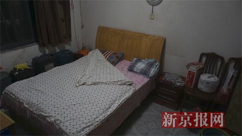 姚永勝的租房位于火車站職工老宿舍,。 新京報記者曹曉波攝