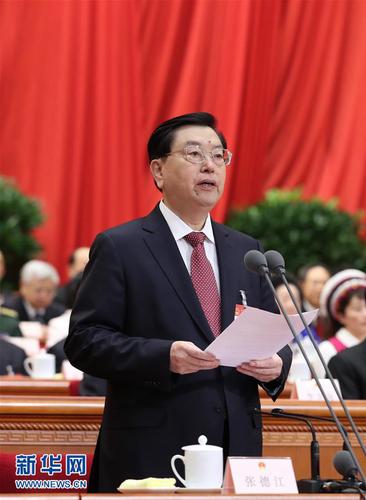 　　3月5日,，第十二屆全國人民代表大會(huì)第五次會(huì)議在北京人民大會(huì)堂開幕。張德江主持會(huì)議,。 新華社記者 龐興雷 攝