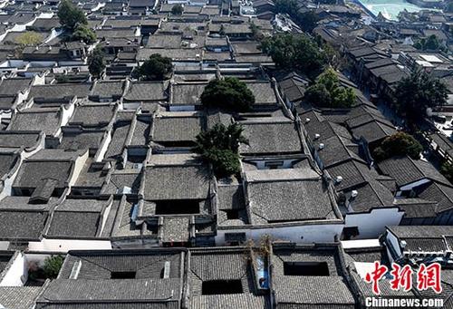 2月17日,，鳥瞰國家5A級旅游景區(qū)福州三坊七巷,。 <a target='_blank' href='http://www.chinanews.com/'>中新社</a>記者 張斌 攝