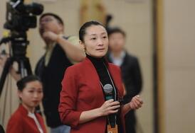 中國(guó)教育電視臺(tái)記者提問(wèn)“教育阻斷貧困代際傳遞”