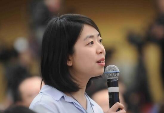 周小川：外匯儲備下降是正?，F(xiàn)象 “熱錢”來去匆匆
