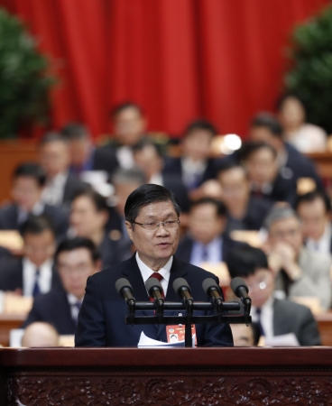 3月10日，全國政協(xié)十二屆五次會議在北京人民大會堂舉行第三次全體會議,。這是彭釗委員代表農(nóng)工黨中央作《深化醫(yī)學(xué)教育改革 加快全科醫(yī)生培養(yǎng)》的發(fā)言,。