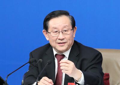萬(wàn)鋼：去年科技領(lǐng)域取得重大成果 新興產(chǎn)業(yè)蓬勃興起