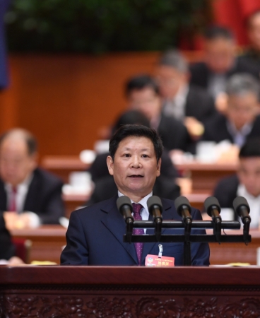 這是高友東委員作《加強(qiáng)知識產(chǎn)權(quán)保護(hù) 讓創(chuàng)新者吃下“定心丸”》的發(fā)言,。新華社記者 張鐸攝