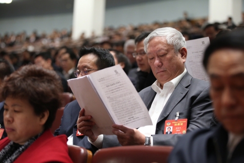3月12日，十二屆全國人大五次會(huì)議在北京人民大會(huì)堂舉行第三次全體會(huì)議,。這是全國政協(xié)委員列席會(huì)議,。新華社記者 金立旺攝。