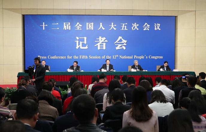 十二屆全國人大五次會議農(nóng)業(yè)部負責人就“推進農(nóng)業(yè)供給側(cè)結(jié)構(gòu)性改革”答記者問