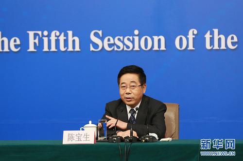 3月12日,，十二屆全國(guó)人大五次會(huì)議新聞中心舉行記者會(huì),，邀請(qǐng)教育部部長(zhǎng)陳寶生就“教育改革發(fā)展”的相關(guān)問題回答中外記者的提問。圖為教育部部長(zhǎng)陳寶生,。新華網(wǎng)中國(guó)政府網(wǎng) 傅義洲 攝