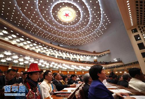 3月15日,，第十二屆全國(guó)人民代表大會(huì)第五次會(huì)議在北京人民大會(huì)堂舉行閉幕會(huì)。 新華社記者 丁林 攝