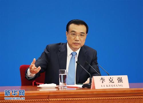 國務院總理李克強在北京人民大會堂與中外記者見面,，并回答記者提問,。 新華社記者 金立旺 攝