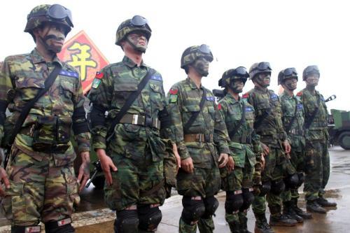 臺(tái)軍中服役每個(gè)人所享待遇大不同。臺(tái)灣《聯(lián)合報(bào)》記者洪哲政／攝影