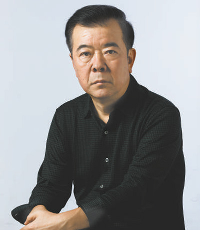 周梅森,，著名作家、編劇,，江蘇省徐州人,。中國作家協(xié)會主席團(tuán)委員、江蘇省作家協(xié)會副主席,。