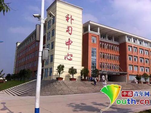 毛坦廠中學畢業(yè)生:這里是普通孩子的造夢廠