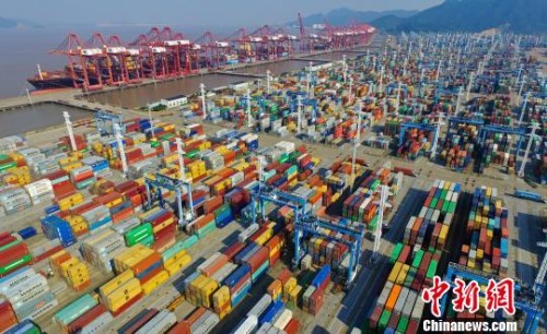 一季度進(jìn)出口同比增長(zhǎng)21.8%,。(資料圖)丁繼敏 攝