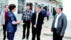     致公黨湖南省委赴桑植縣開展精準扶貧民主監(jiān)督調(diào)研。