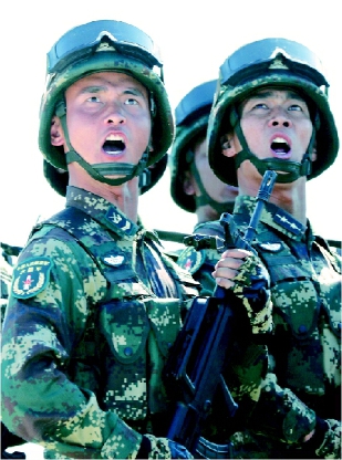     火箭軍部隊方隊。    新華社發(fā)