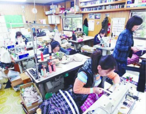 外國(guó)研修生制度已經(jīng)成了企業(yè)經(jīng)營(yíng)者盤剝廉價(jià)勞動(dòng)力的溫床,。圖片來(lái)源：日本新華僑報(bào)網(wǎng)